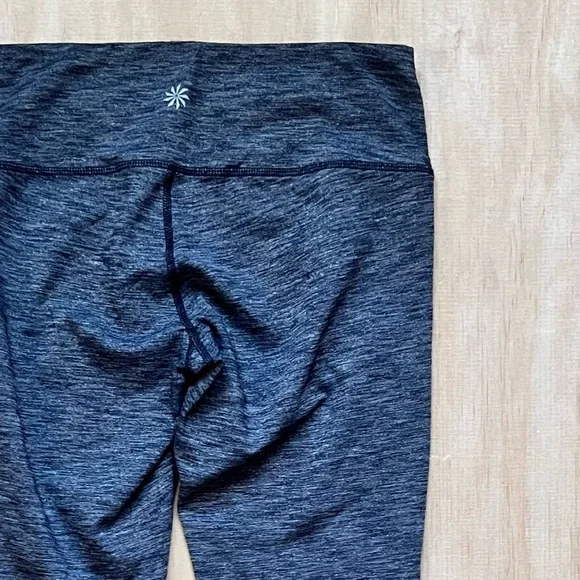Athleta Gray High-Rise Leggings size S⭐️ - Picture 3 of 9